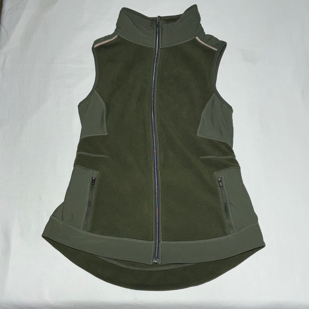 Athleta Outlander Fleece Vest Womens Med Olive Green Full Zip Active Equestrian